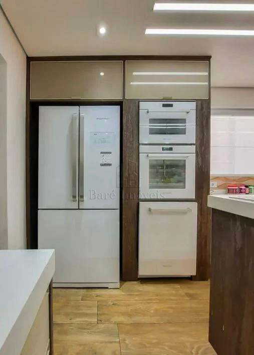 Sobrado à venda com 3 quartos, 277m² - Foto 24