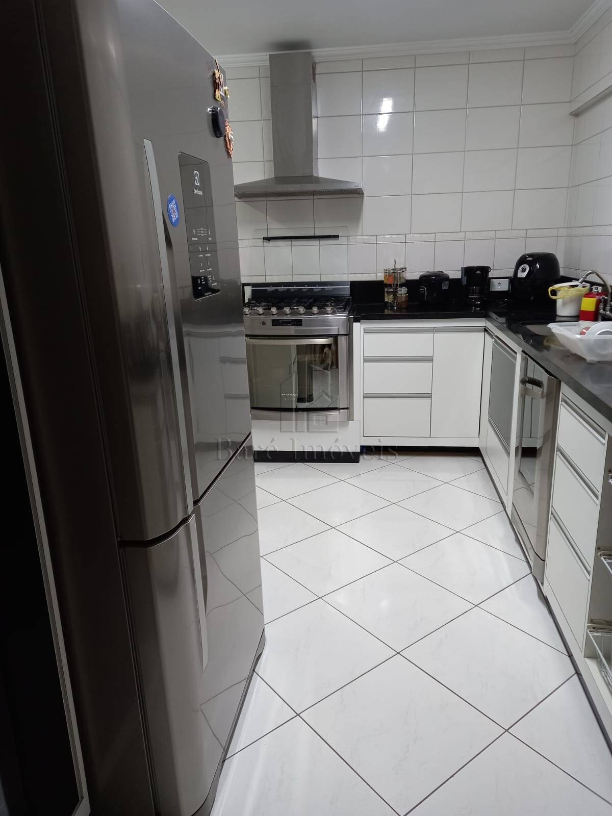 Apartamento à venda com 3 quartos, 121m² - Foto 5