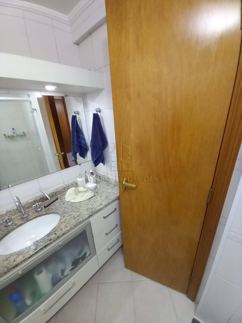 Apartamento à venda com 3 quartos, 121m² - Foto 13