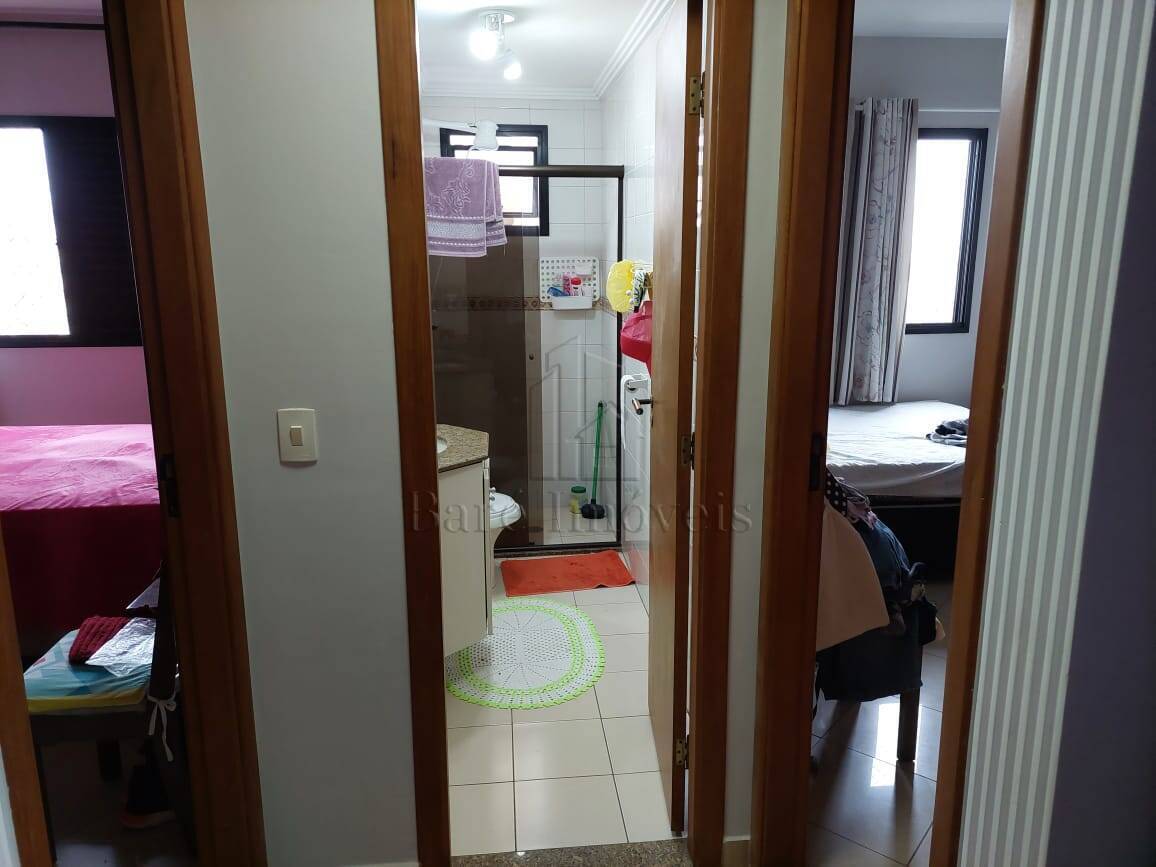 Apartamento à venda com 2 quartos, 70m² - Foto 12