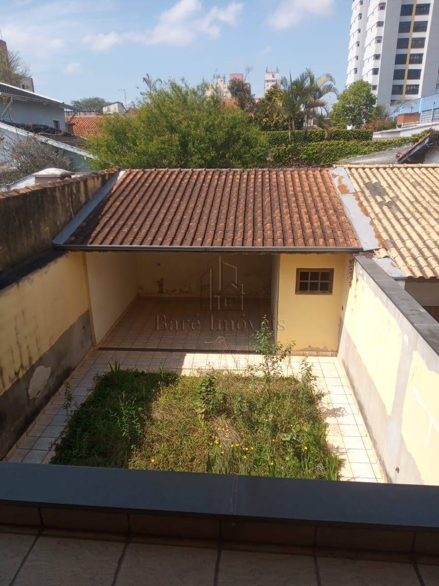 Sobrado à venda com 3 quartos, 228m² - Foto 1