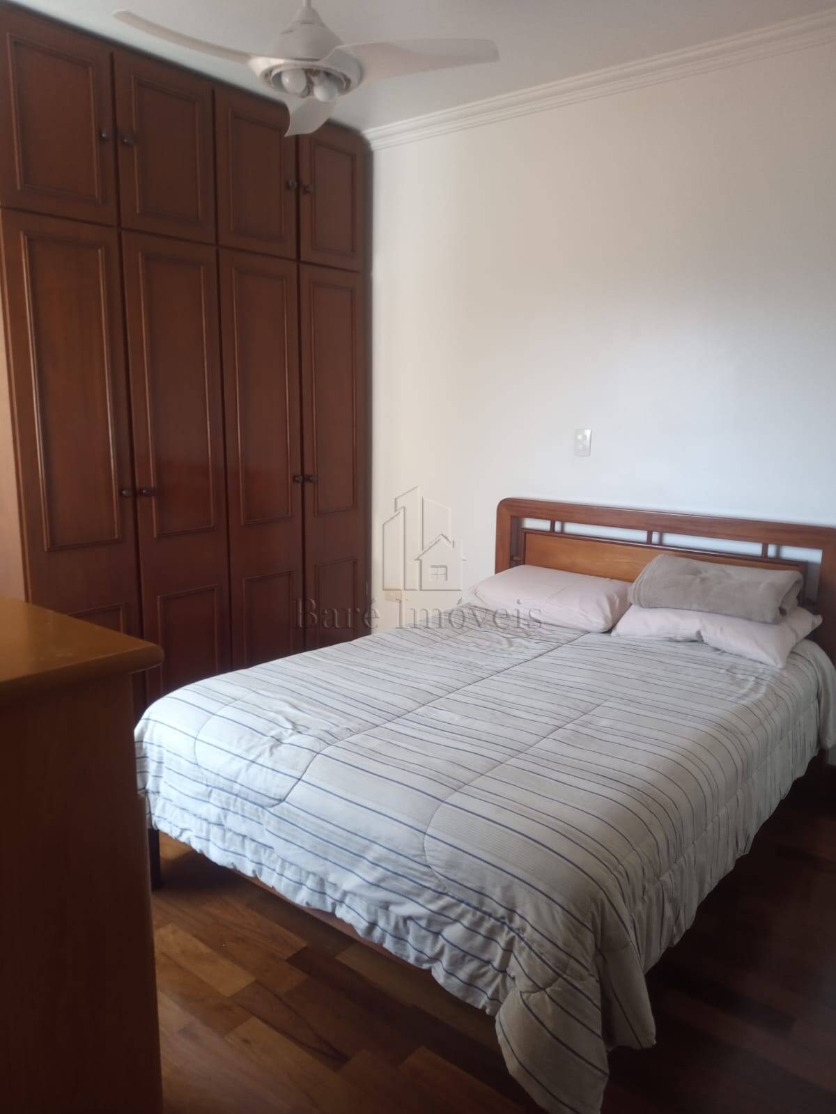 Sobrado à venda com 3 quartos, 228m² - Foto 39