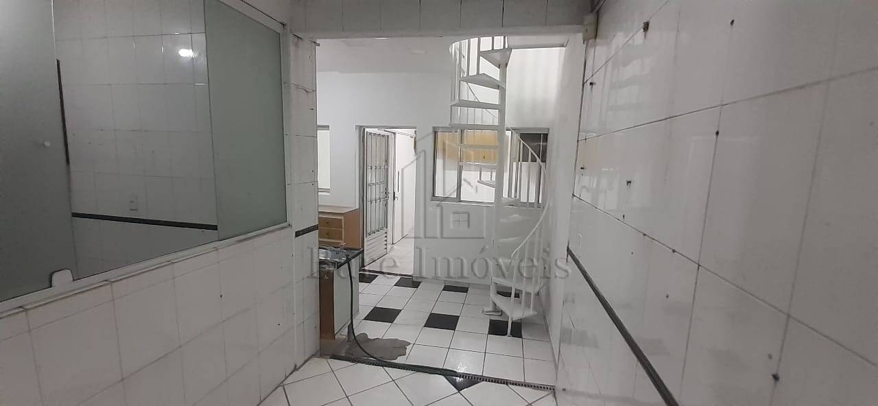 Sobrado à venda com 4 quartos, 255m² - Foto 4