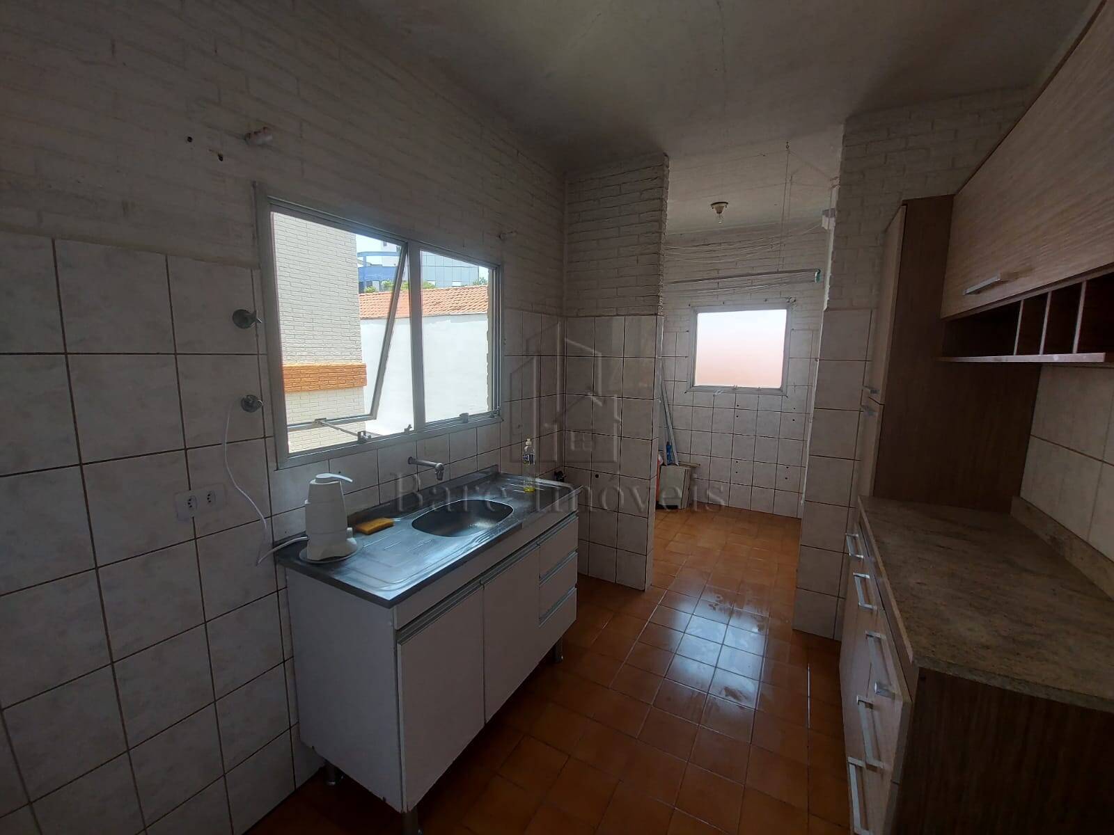 Apartamento à venda com 3 quartos, 70m² - Foto 3