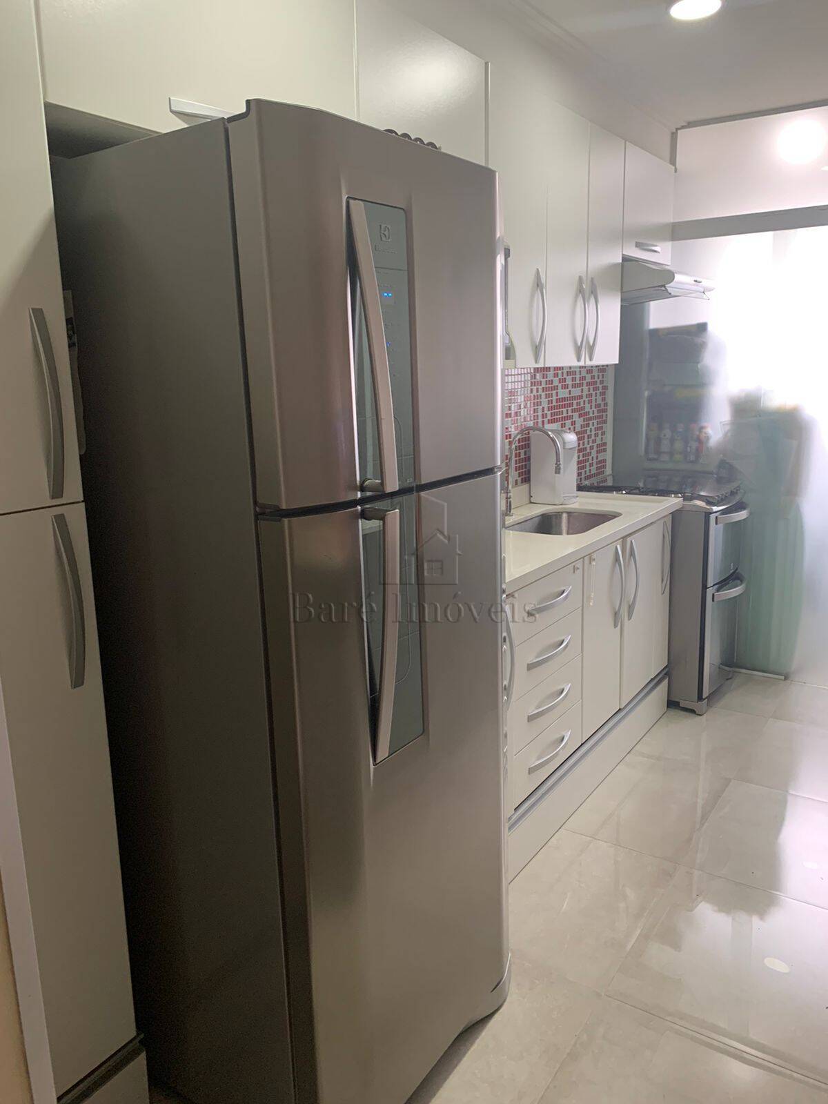 Apartamento à venda com 2 quartos, 64m² - Foto 11