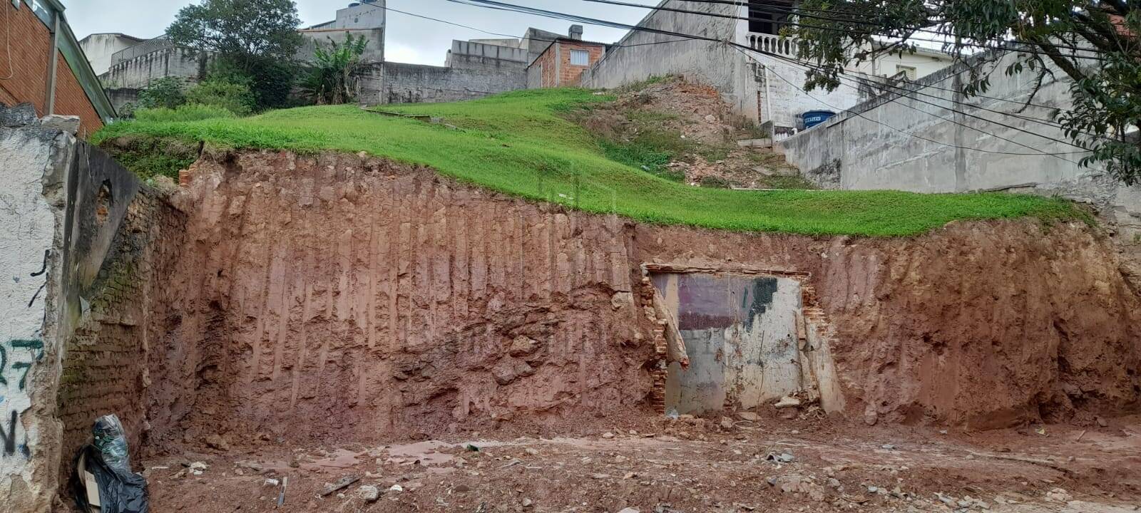 Terreno à venda, 1000m² - Foto 2