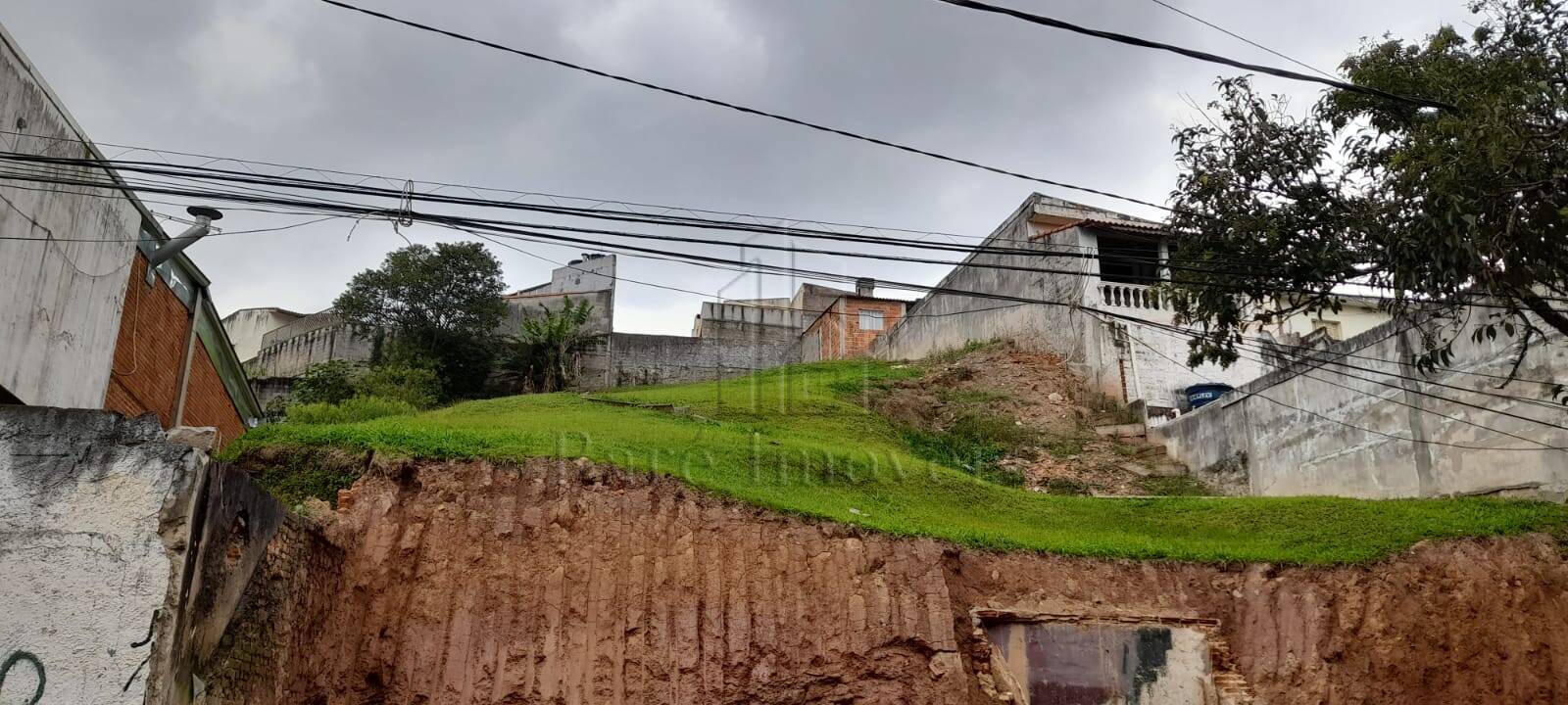 Terreno à venda, 1000m² - Foto 1