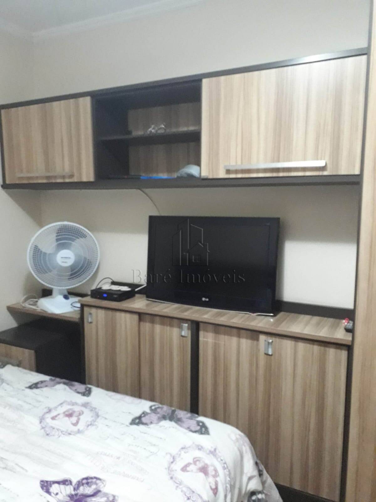 Apartamento à venda com 3 quartos, 70m² - Foto 2