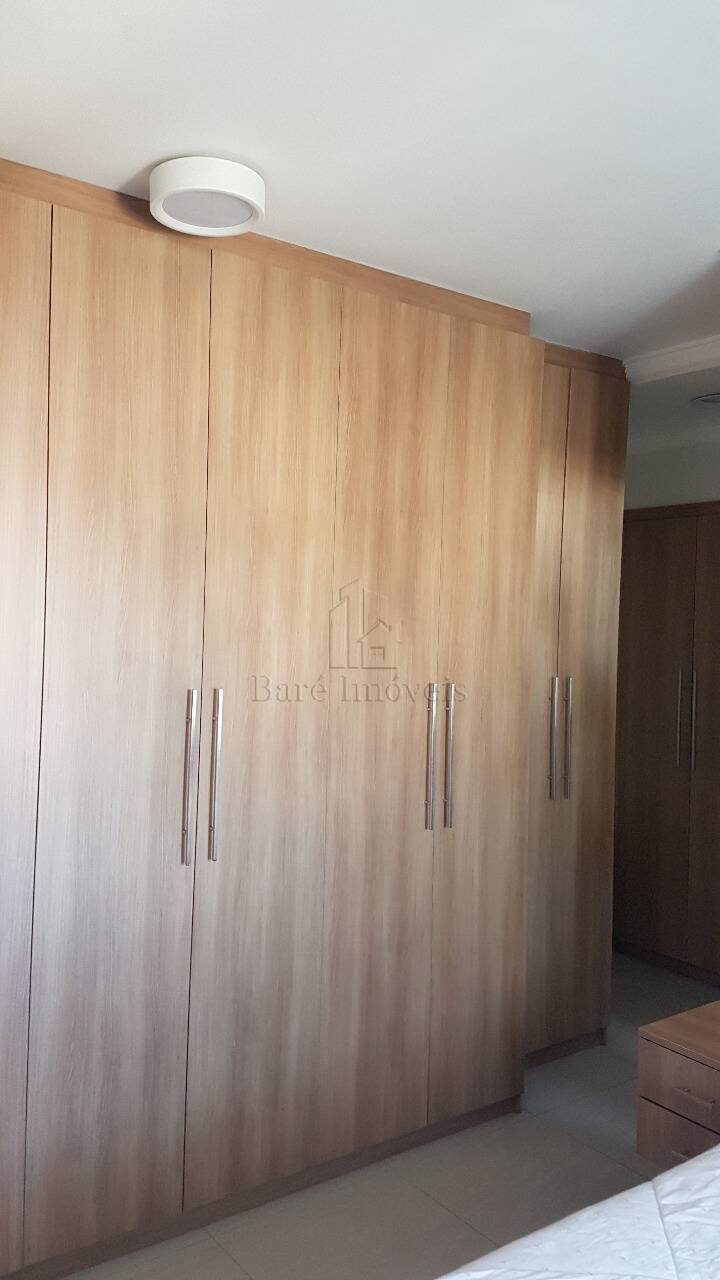 Apartamento à venda com 3 quartos, 130m² - Foto 11