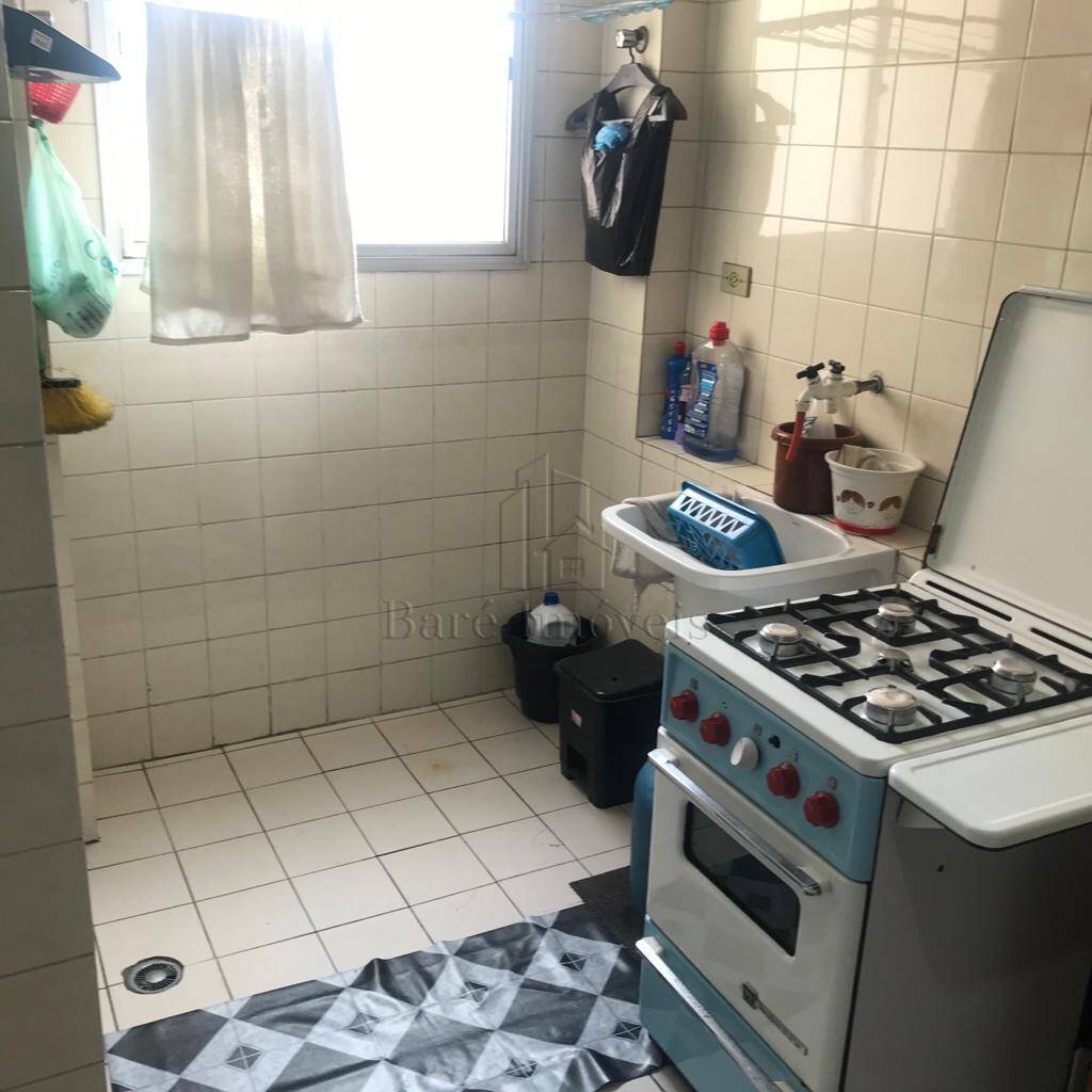 Apartamento à venda com 2 quartos, 50m² - Foto 4