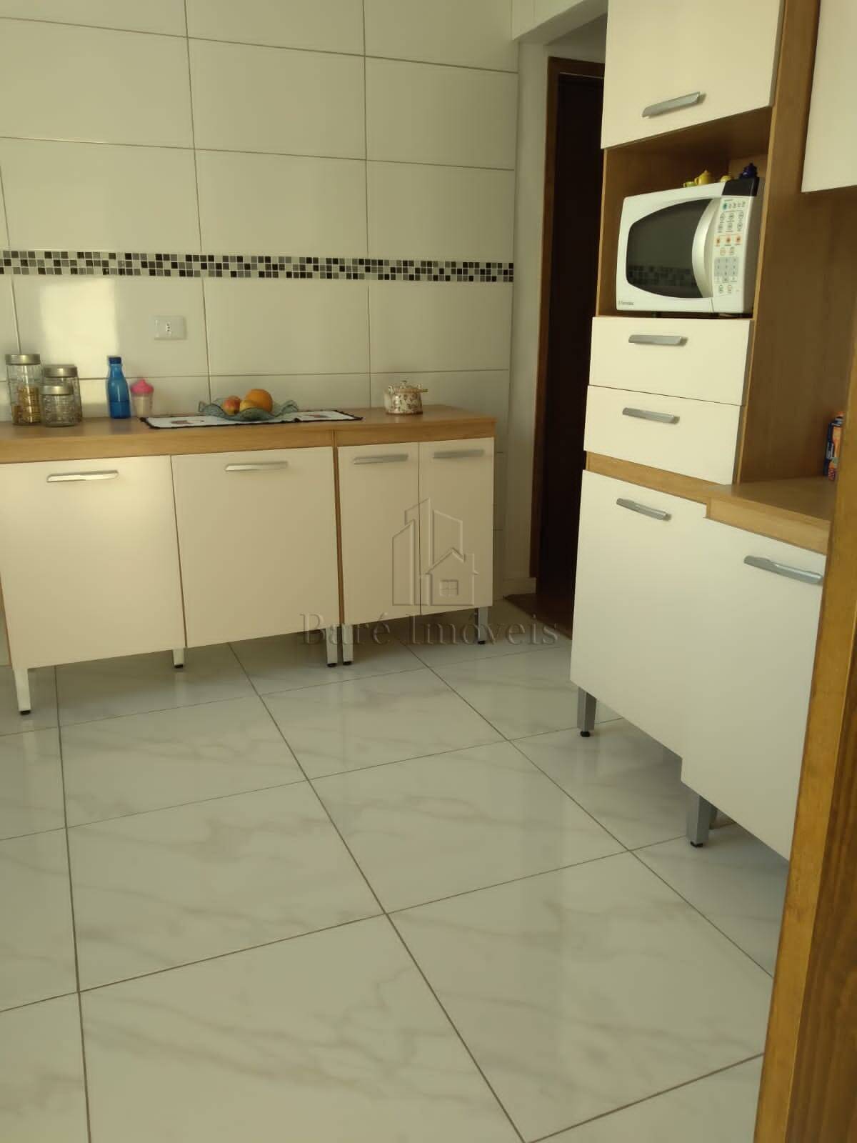 Casa à venda com 2 quartos, 80m² - Foto 4