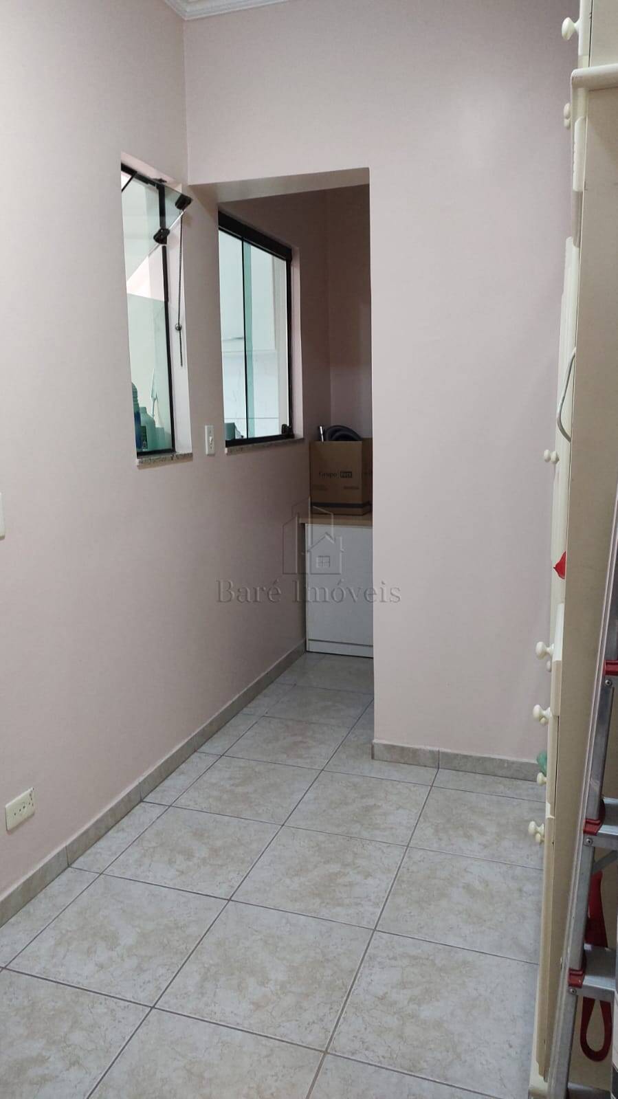 Sobrado à venda com 3 quartos, 180m² - Foto 5