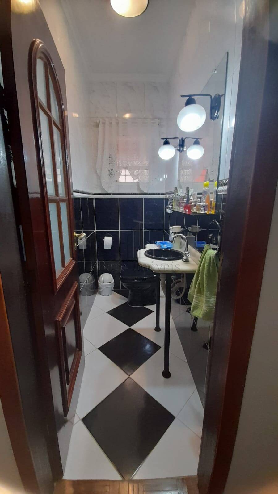 Sobrado à venda com 3 quartos, 244m² - Foto 4