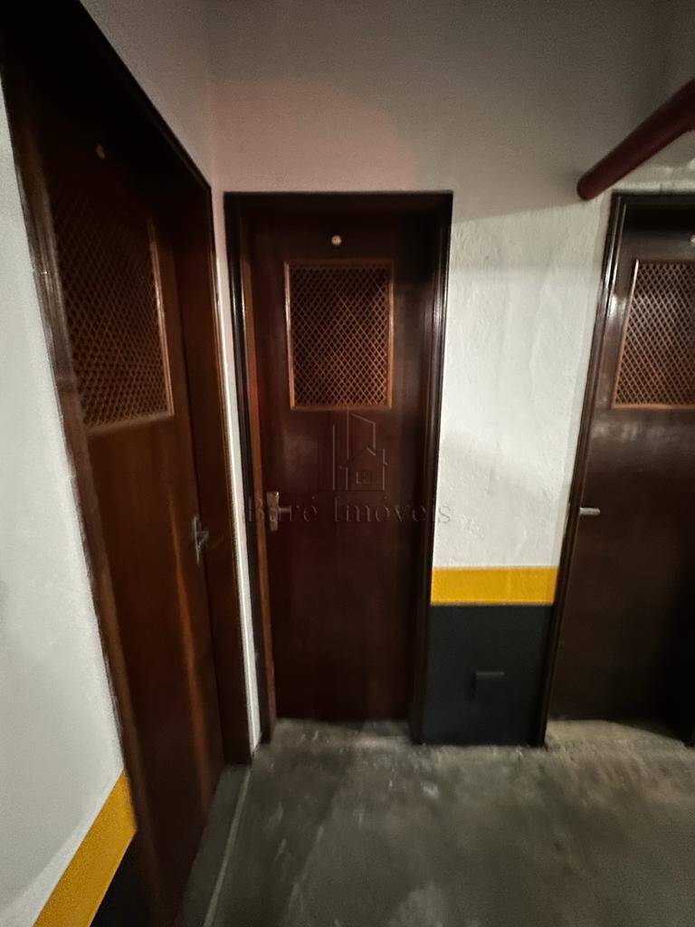 Apartamento à venda com 4 quartos, 185m² - Foto 36