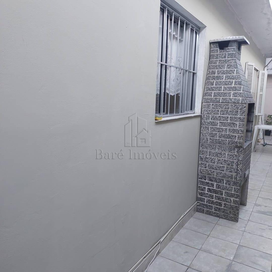 Casa à venda com 2 quartos, 150m² - Foto 17