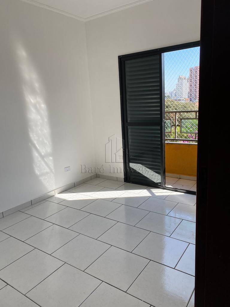 Apartamento à venda com 2 quartos, 55m² - Foto 2