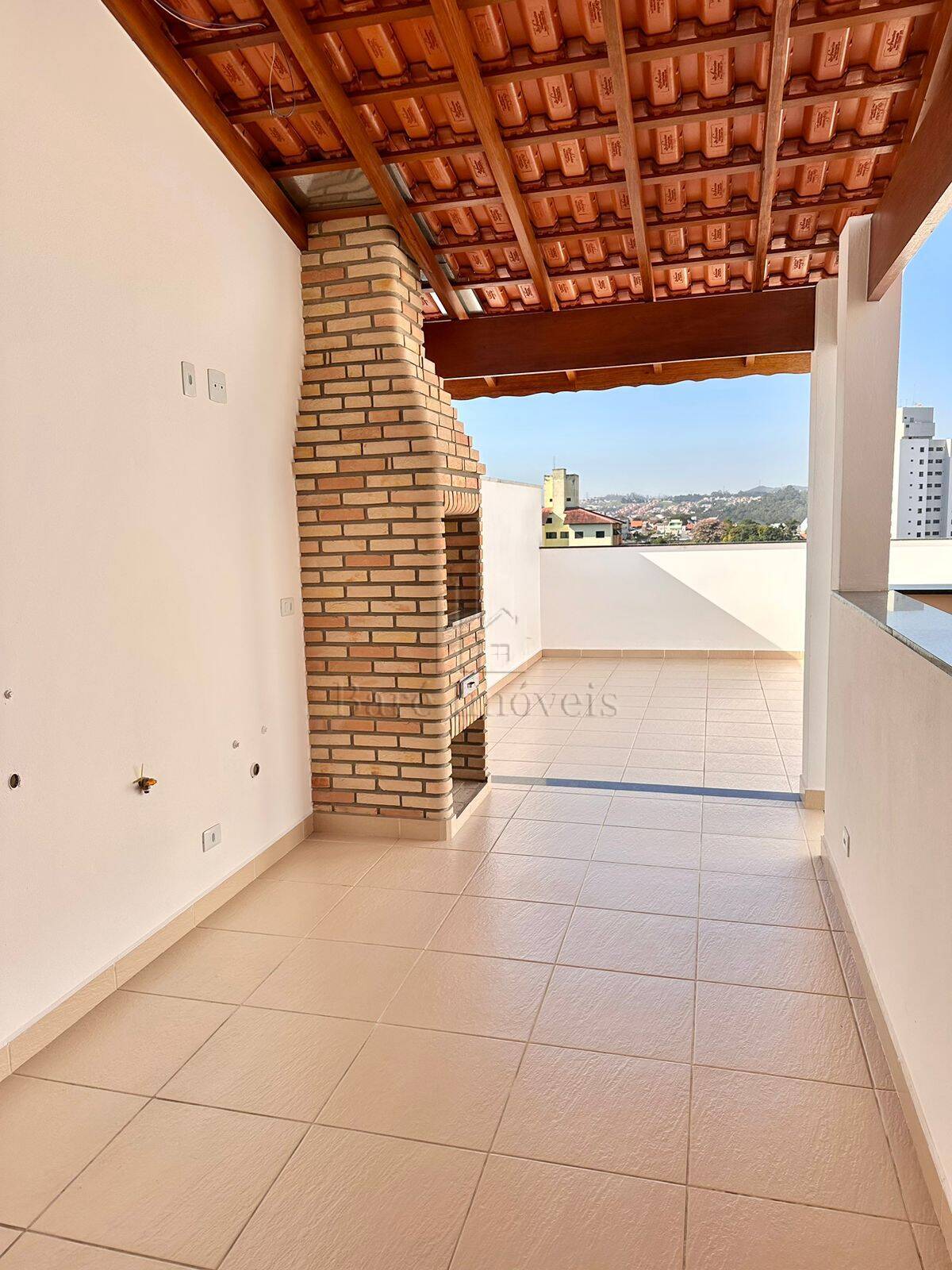 Apartamento à venda com 2 quartos, 94m² - Foto 3