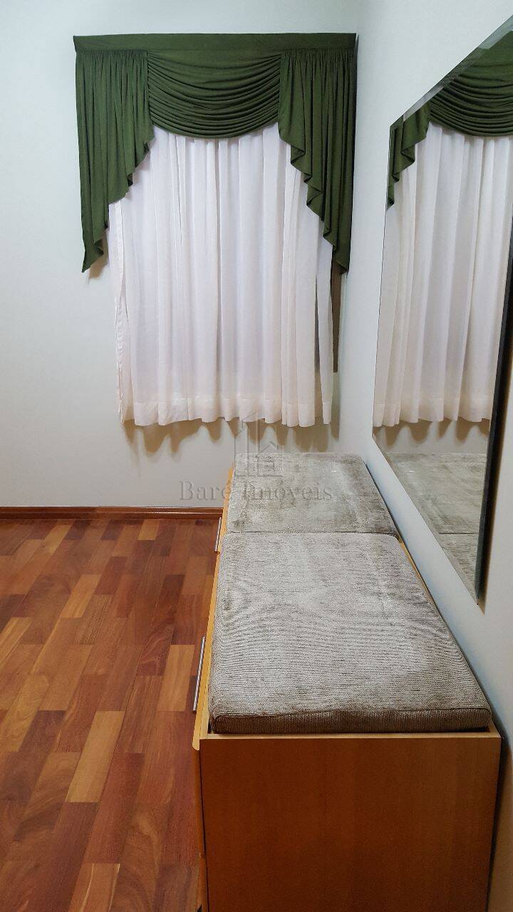 Apartamento para alugar com 3 quartos, 100m² - Foto 18