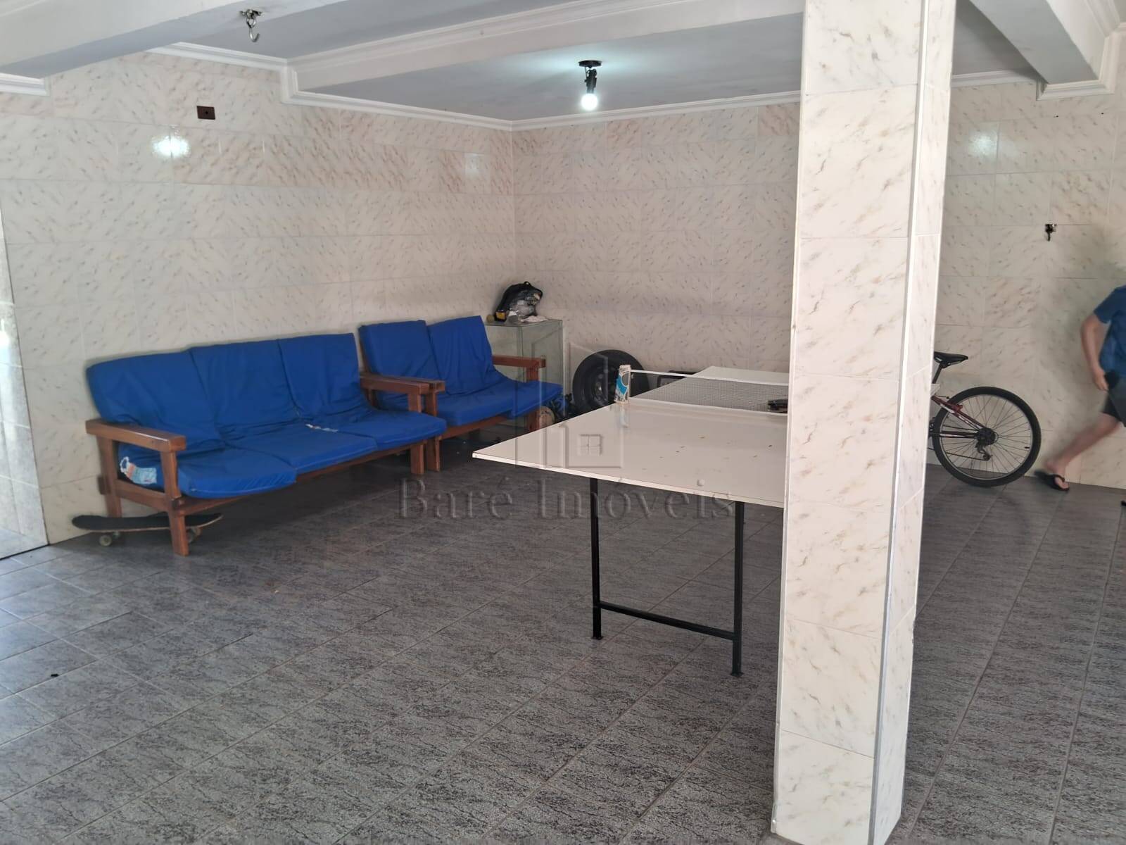 Sobrado à venda com 4 quartos, 300m² - Foto 2