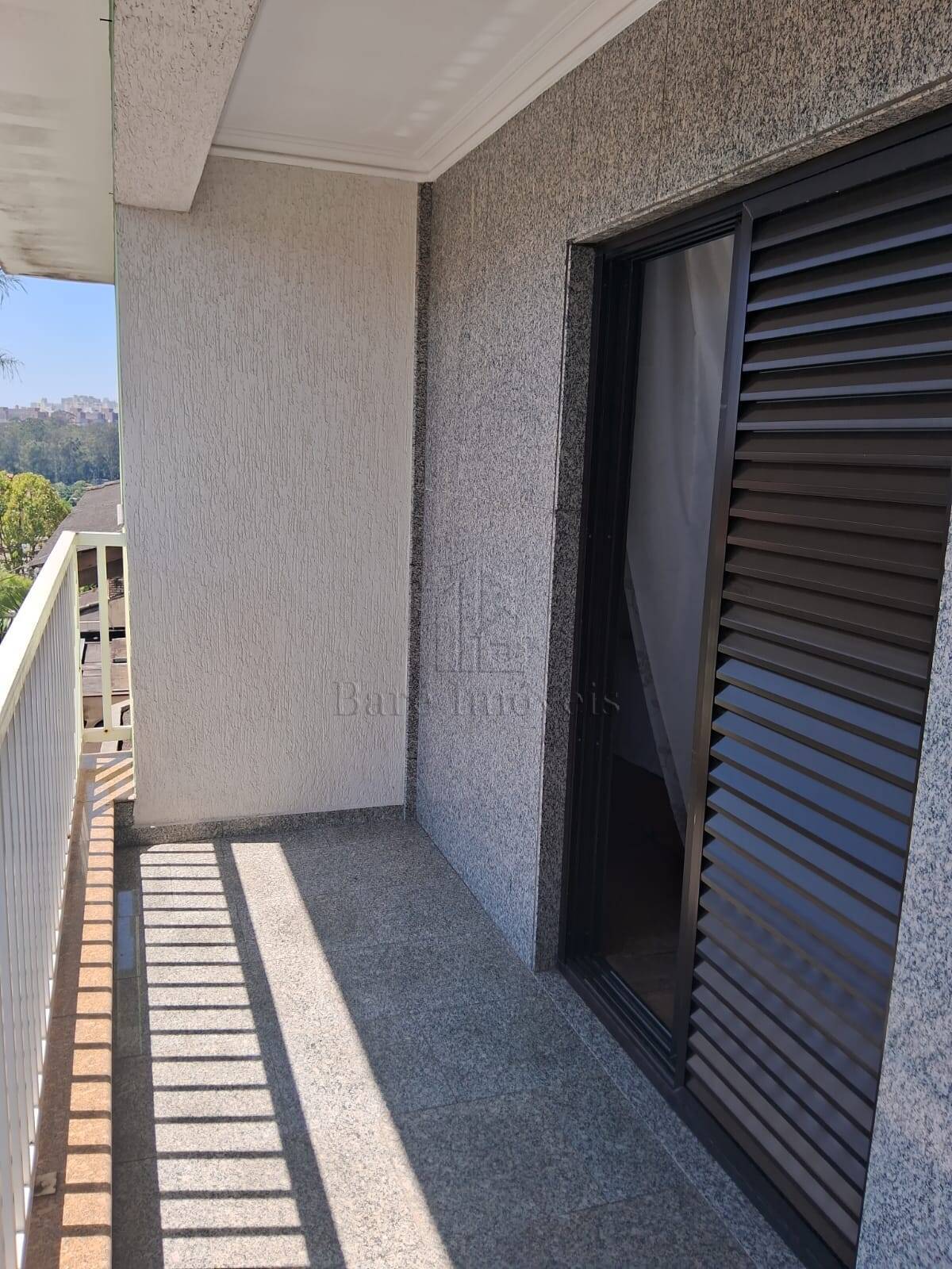 Sobrado à venda com 4 quartos, 300m² - Foto 31