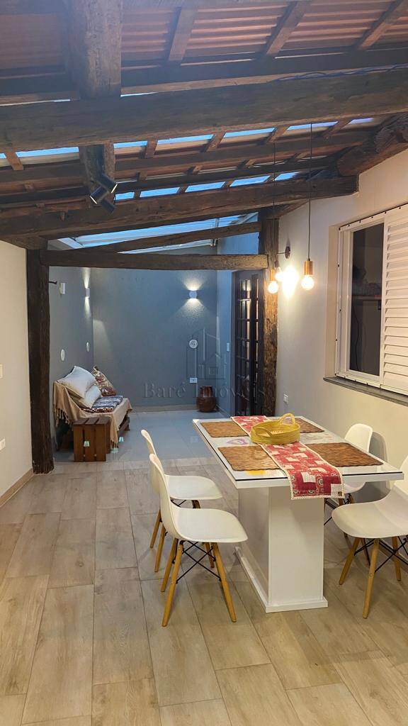 Apartamento à venda com 3 quartos, 133m² - Foto 1