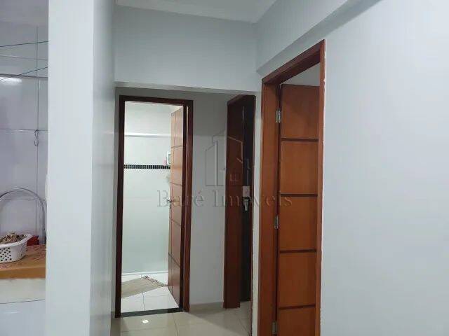 Apartamento à venda com 2 quartos, 75m² - Foto 3