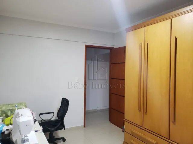 Apartamento à venda com 2 quartos, 75m² - Foto 7