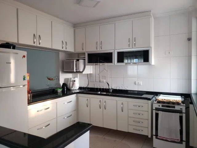 Apartamento à venda com 2 quartos, 75m² - Foto 9