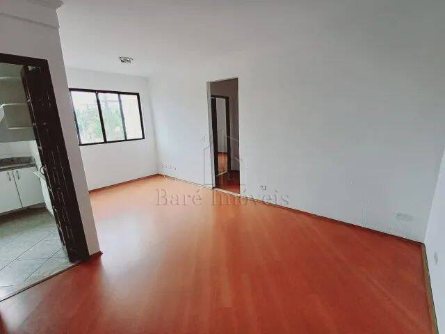 Apartamento à venda com 2 quartos, 60m² - Foto 2