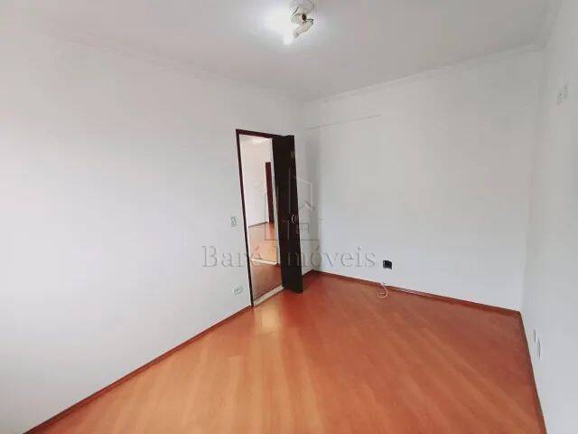 Apartamento à venda com 2 quartos, 60m² - Foto 4