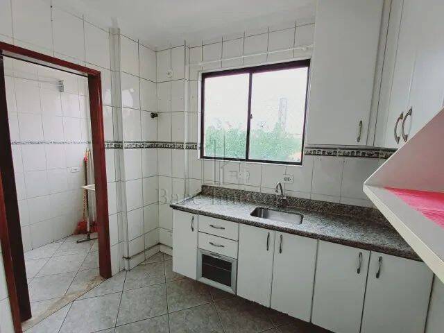 Apartamento à venda com 2 quartos, 60m² - Foto 3