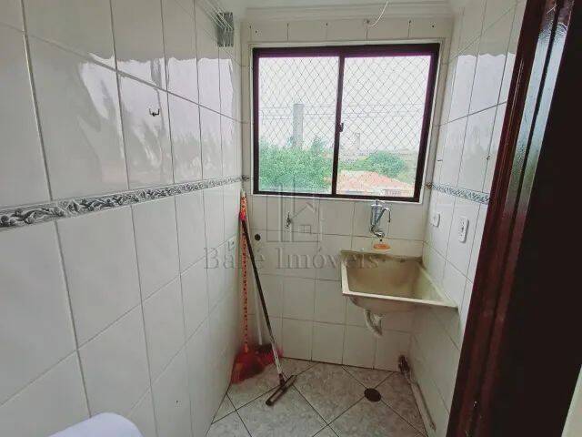 Apartamento à venda com 2 quartos, 60m² - Foto 8