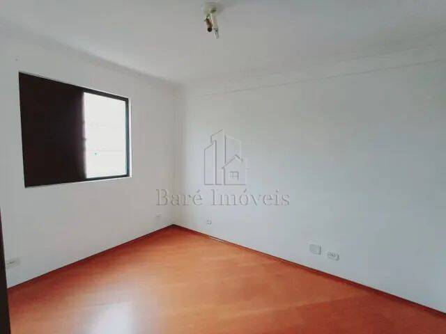 Apartamento à venda com 2 quartos, 60m² - Foto 12