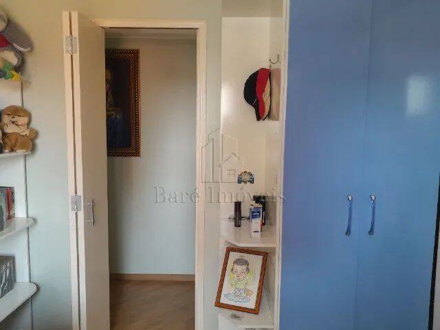 Apartamento à venda com 2 quartos, 70m² - Foto 9