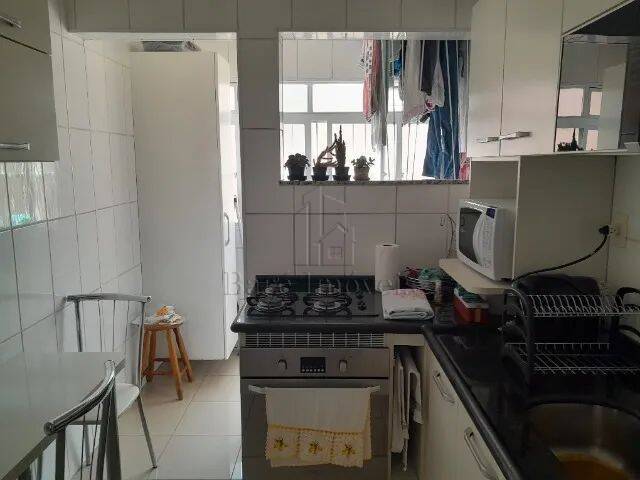 Apartamento à venda com 2 quartos, 70m² - Foto 17