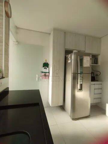 Apartamento à venda com 2 quartos, 67m² - Foto 3