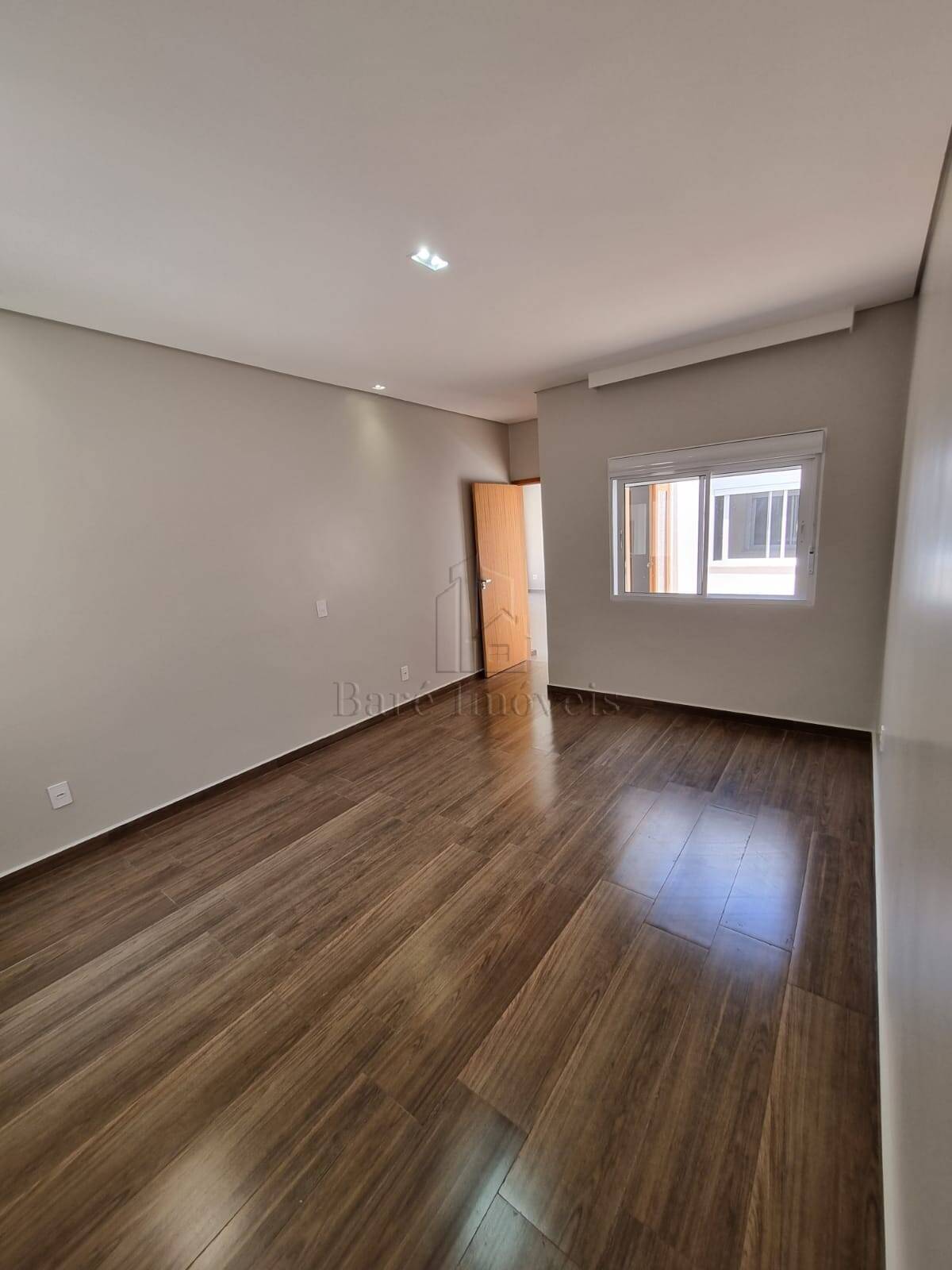 Sobrado à venda com 4 quartos, 270m² - Foto 30