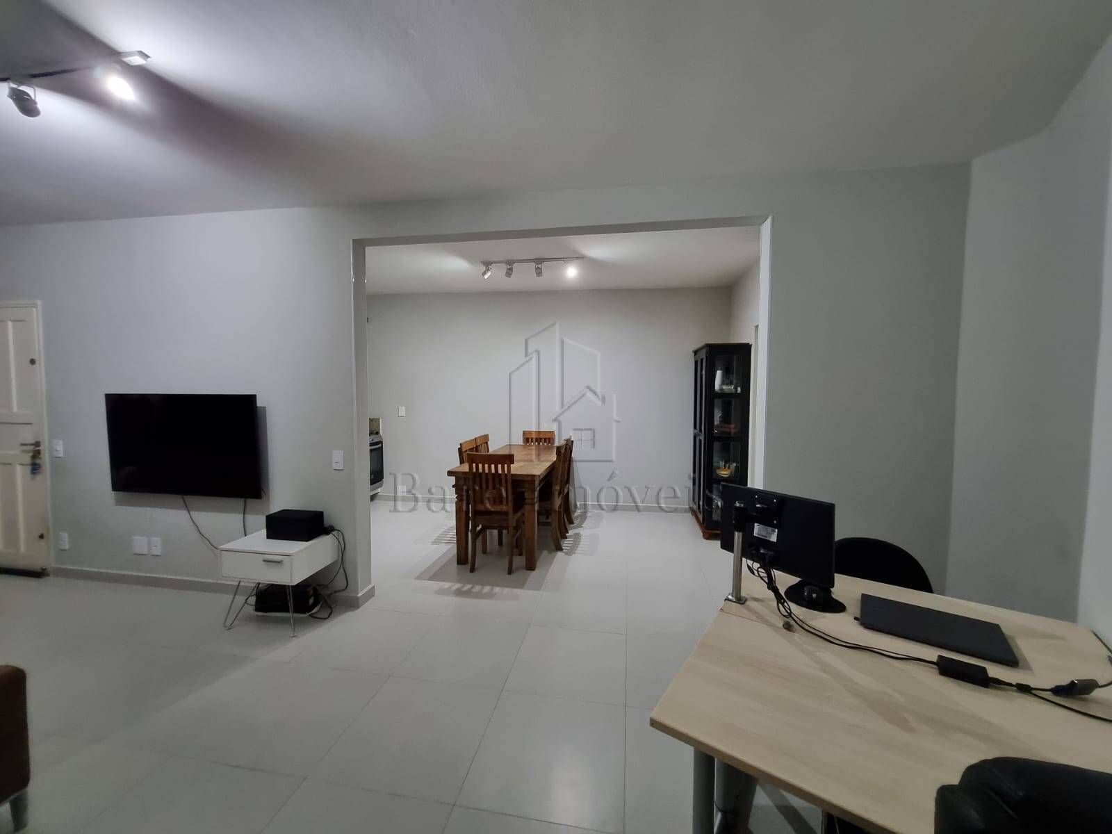 Sobrado à venda com 4 quartos, 270m² - Foto 83