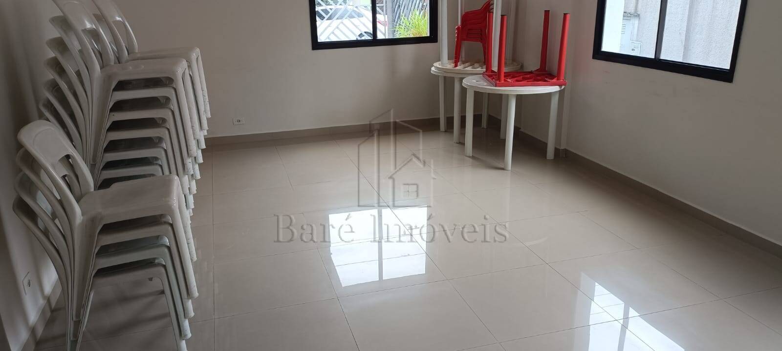 Apartamento à venda com 2 quartos, 55m² - Foto 30