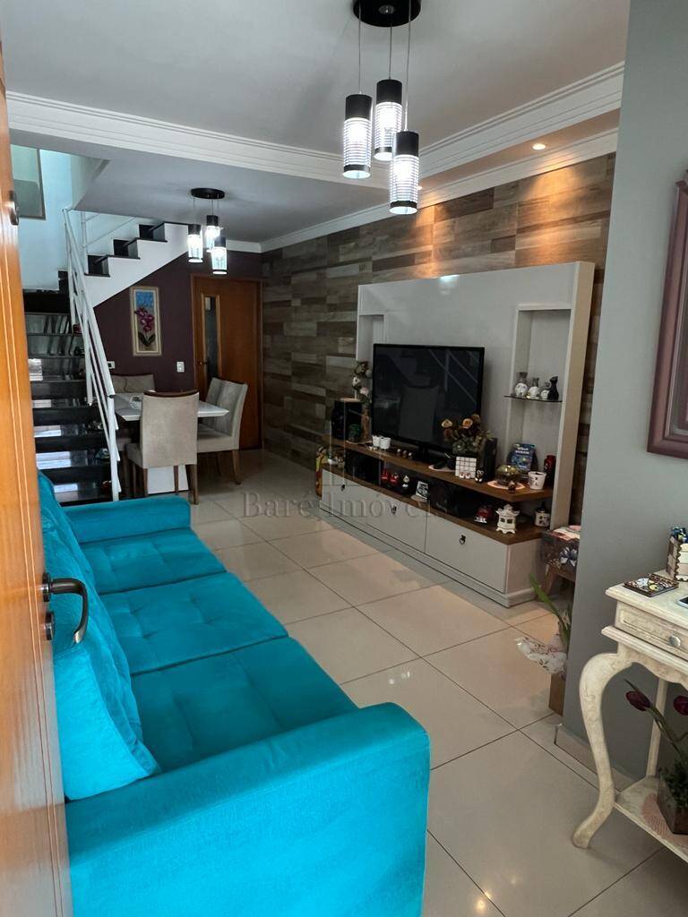 Sobrado à venda com 3 quartos, 80m² - Foto 1