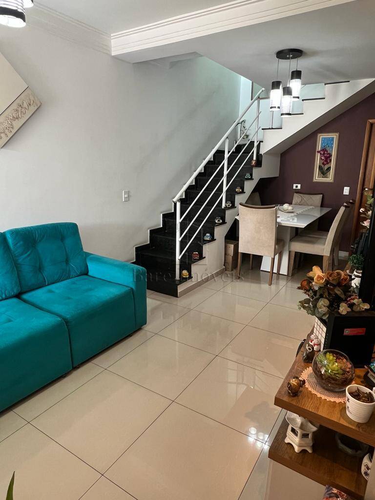 Sobrado à venda com 3 quartos, 80m² - Foto 2