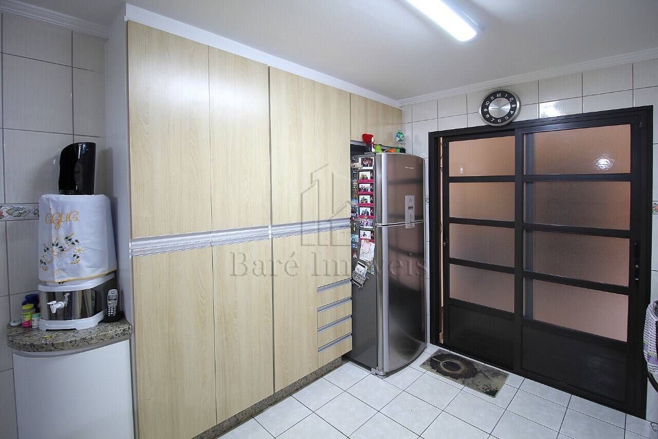 Sobrado à venda com 3 quartos, 111m² - Foto 3