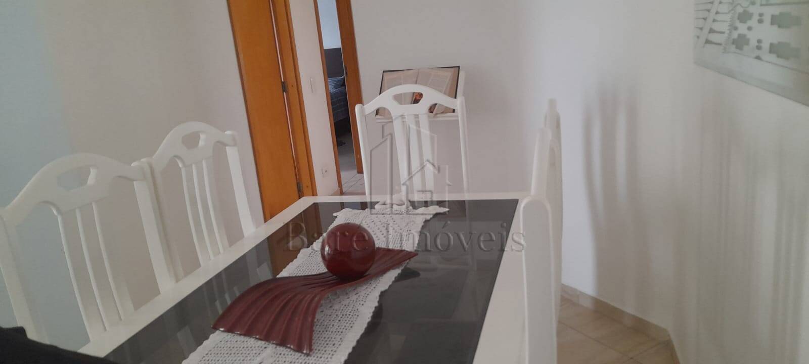 Apartamento à venda com 3 quartos, 80m² - Foto 2