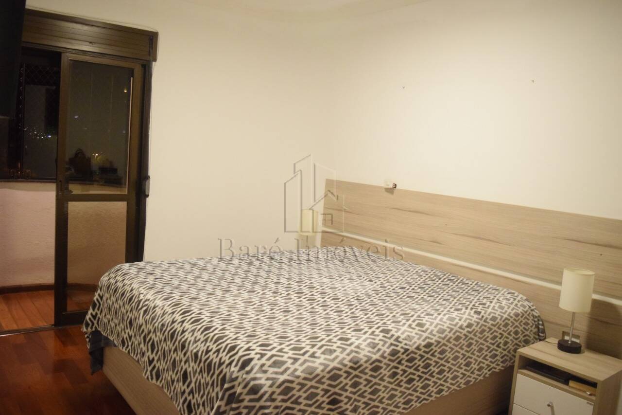 Apartamento à venda com 4 quartos, 187m² - Foto 14