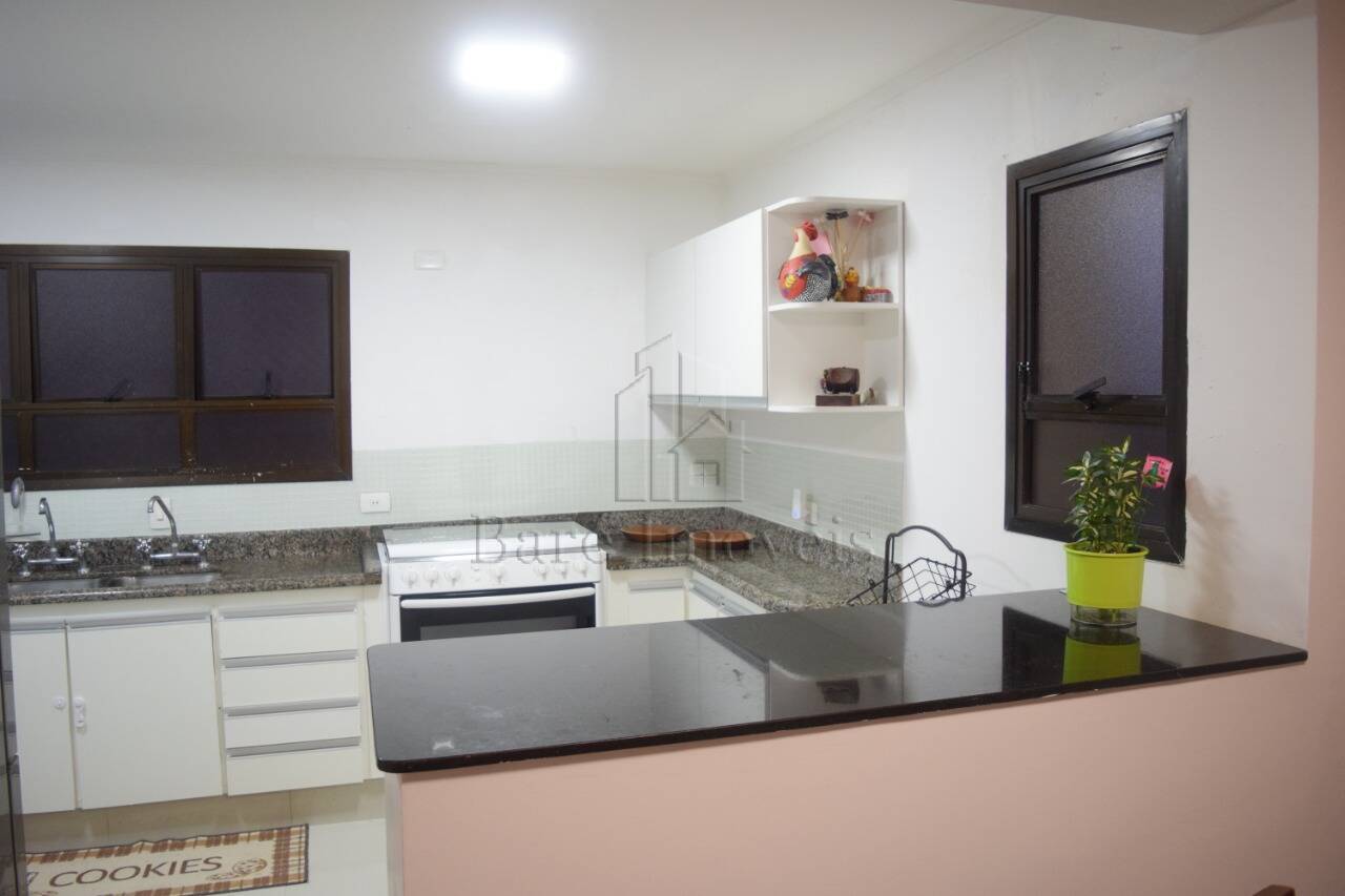 Apartamento à venda com 4 quartos, 187m² - Foto 17