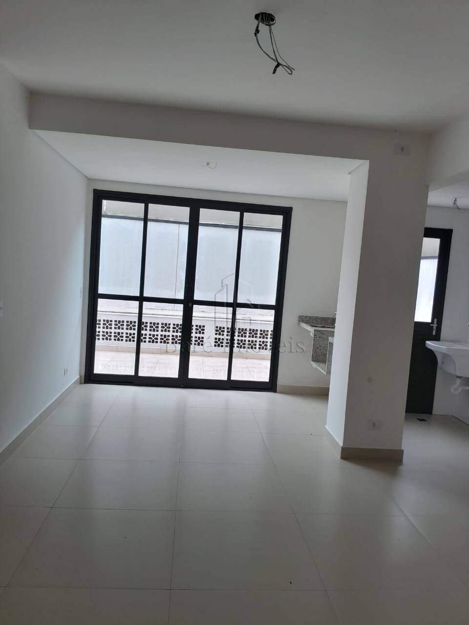 Apartamento à venda com 2 quartos, 205m² - Foto 1