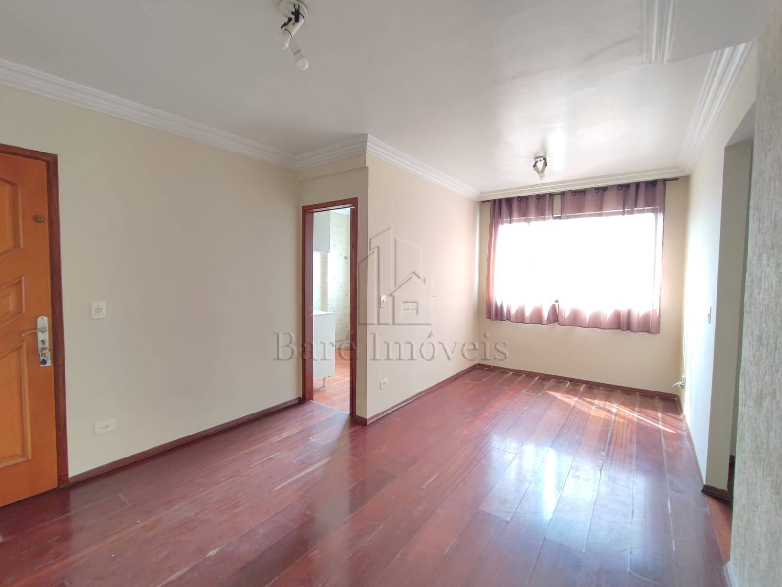 Apartamento à venda com 2 quartos, 60m² - Foto 1