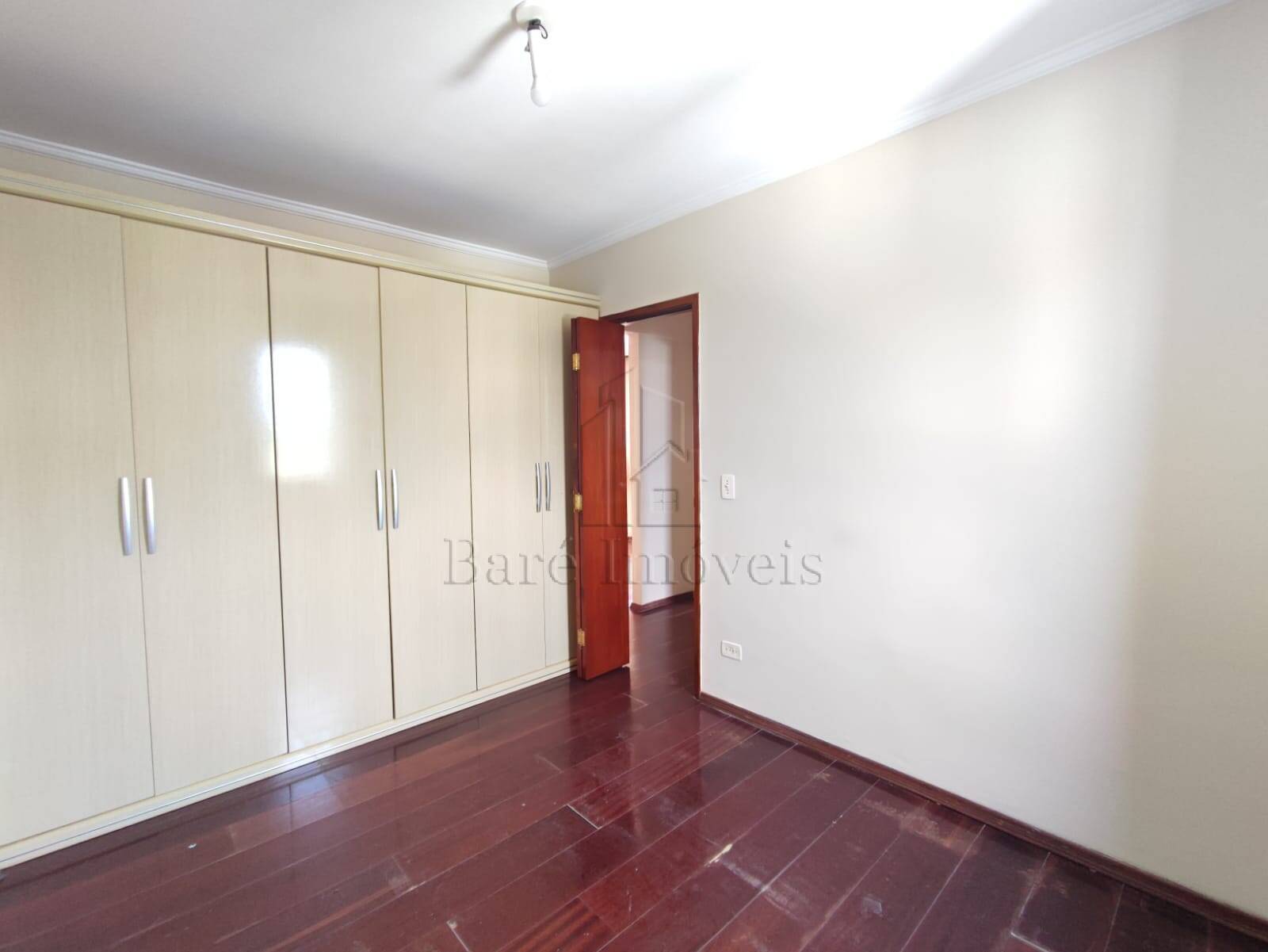 Apartamento à venda com 2 quartos, 60m² - Foto 14