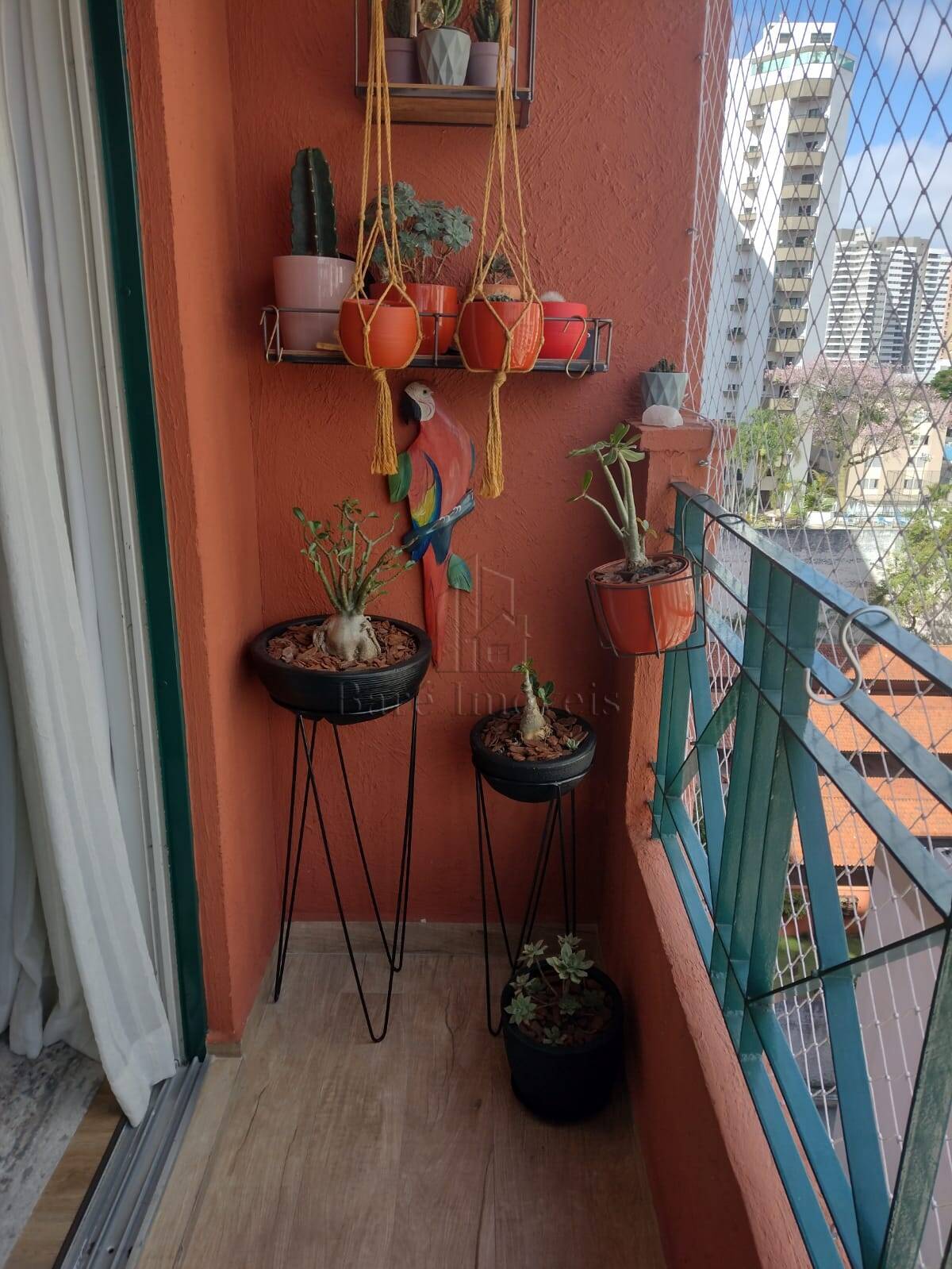 Apartamento à venda com 3 quartos, 80m² - Foto 2