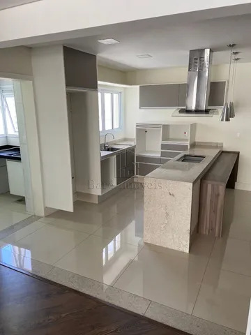 Apartamento à venda com 3 quartos, 96m² - Foto 1